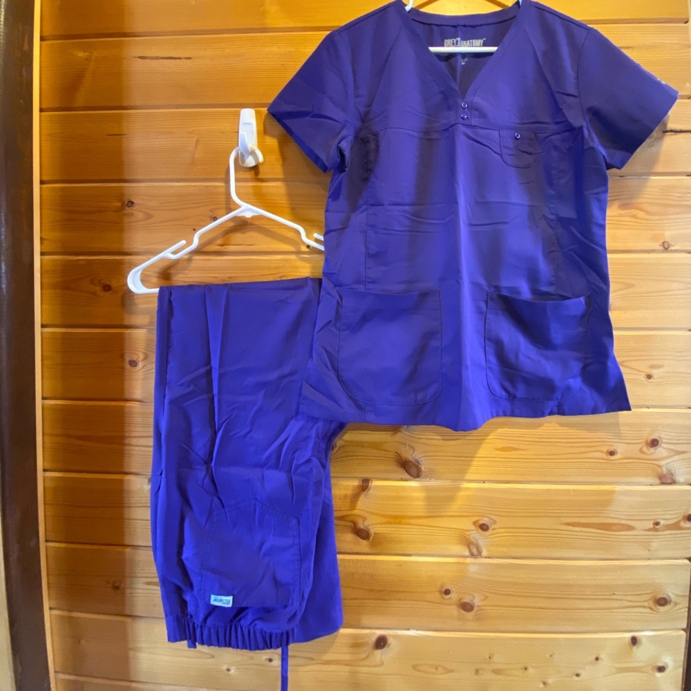 Grey’s Anatomy Scrub Set
